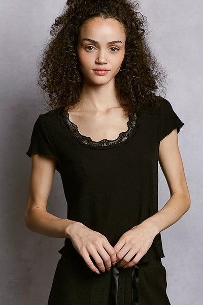 ONLINE EXCLUSIVE POL Round Neck Short Sleeve Crop T-Shirt with Lace Trim