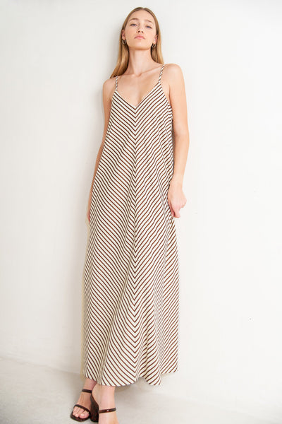 ONLINE EXCLUSIVE - Seaside silhouette midi dress
