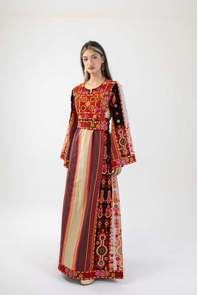 the-majdalawi-traditional-palestinian-thobe-dress-612481_600x600.jpg