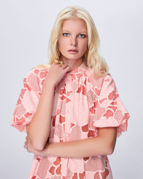 theo-ourania-puff-sleeve-shirtdress-aurora-peach-4_600x600.jpg